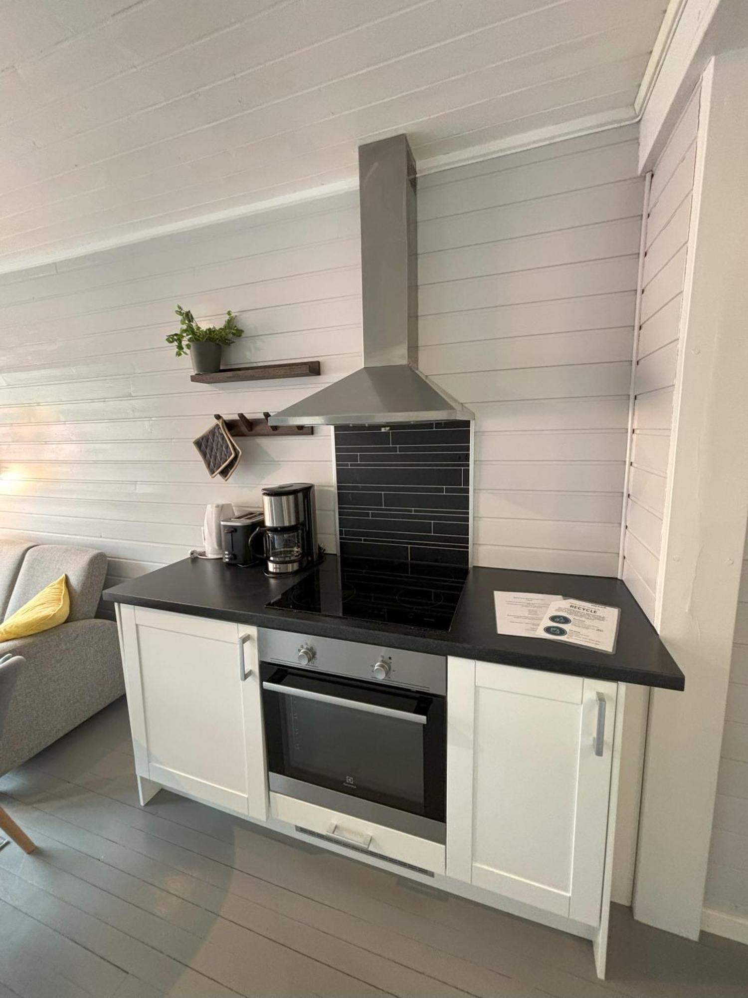 Buodden Rorbuer - Fisherman Cabins Sørvågen المظهر الخارجي الصورة